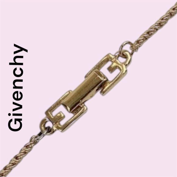 SOLD. Givenchy vintage flower basket charm choker necklace. Make an offer. - Picture 7 of 8